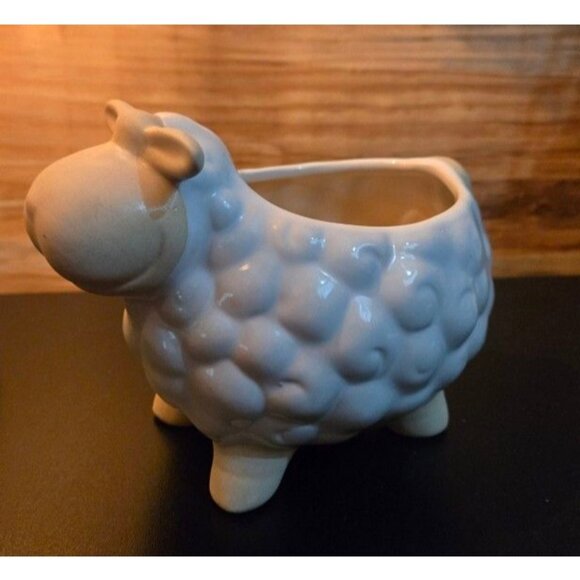 Pretty Sheep Planter - Picture 5 of 5